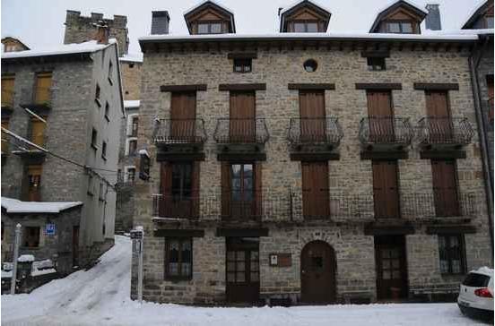 Casa Felices Apartment Broto Luaran gambar
