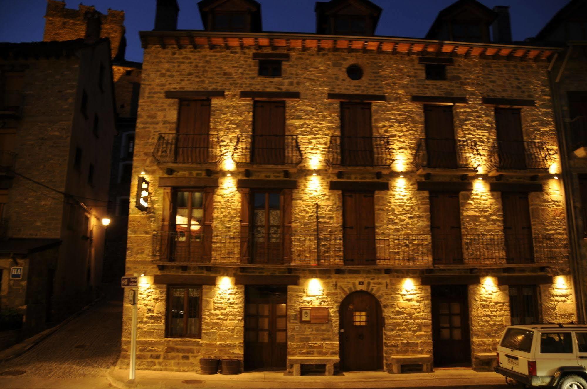 Casa Felices Apartment Broto Luaran gambar